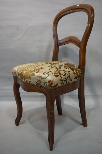 * Paire de chaises en acajou de style Louis XV.