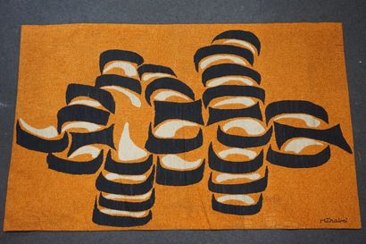 MIRABEL Tapisserie abstraite sur fond orange. 131x211 cm