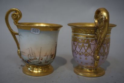 null Two old Paris porcelain cups (restorations). 11 cm
