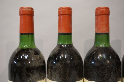 null 
6 bouteilles Château PAVIE, 1° Grand Cru St-Émilion1983 (es, ela, 3 J, 1 TLB,...