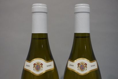 null 
2 bouteilles CORTON CHARLEMAGNE, Domaine Coche-Dury 2009 (1 etlt)
