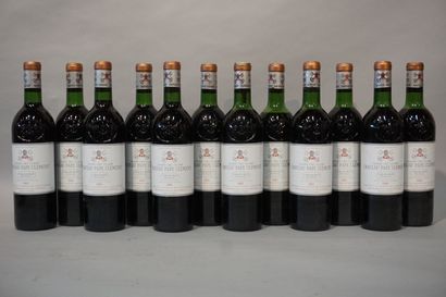  12 bouteilles Château PAPE-CLÉMENT, Pessac-Léognan...