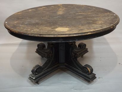 Table Table ovale à pied central en bois laqué noir (usures). 72x130x112 cm