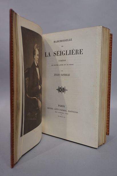 null SANDEAU (J.). Mademoiselle de la Seiglière. Comédie en 4 actes et en prose....