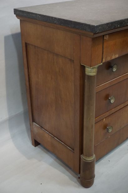 *Commode Chest of drawers with detached columns and four drawers in veneer. Grey...