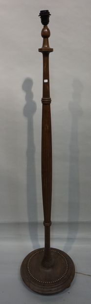null Floor lamp in wood. 160 cm