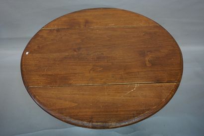 * Natural wood dining table with two flaps (worn). 67x50x100 cm (closed)