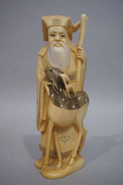 null Statuette of a bearded man with a stag. 13,5 cm