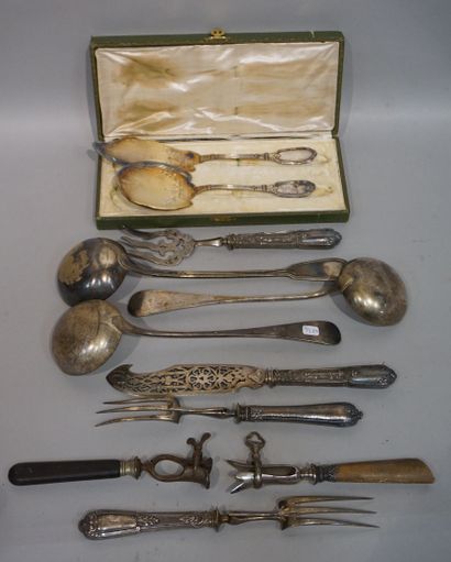 null Set of silver plated cutlery, ladles and serving pieces.