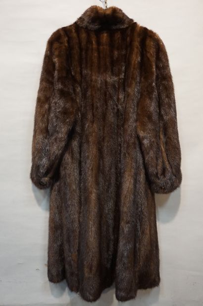 null Fur coat. Franklin Simon Paris.