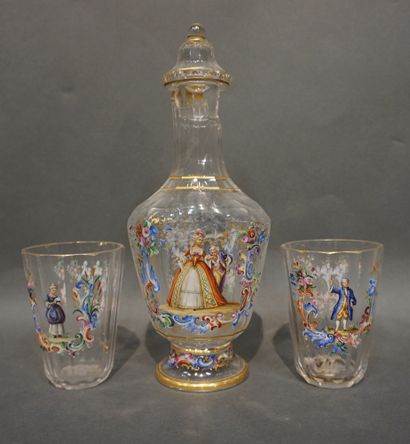 null Plateau (25x33 cm), deux verres, carafe, flacon, vase et bonbonnière en verre...