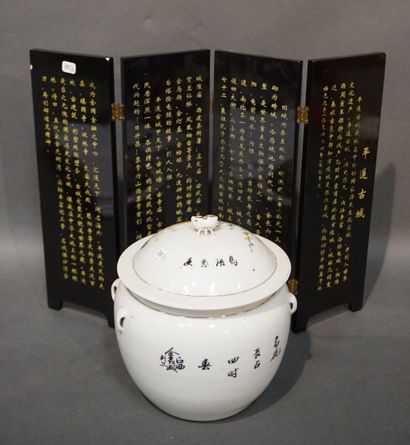 null Pot couvert en porcelaine asiatique (20 cm) et petit paravent asiatique laqué...