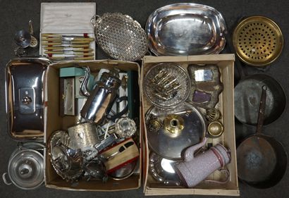 null Two silver plated handles, dishes (including Christofle), cutlery, knives, pourers,...