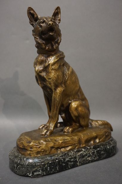null Bronze: "Chien-loup", signé L. Richë. 26x22x11 cm