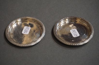 Coupelles Paire de coupelles plates en argent au coq 1797 - 1809 (Poids Total: 63grs)....