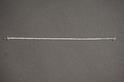 Bracelet Articulated bracelet in white gold set with diamonds (13,2grs)