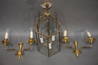 null Lantern (57 cm) and pair of sconces with two arms of light in gilded metal.