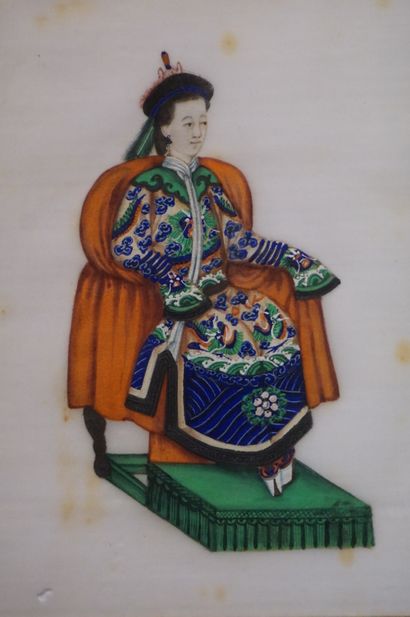 CHINE "Dignitaires chinois", quatre peintures sur papier de riz. Dans deux encadrements...