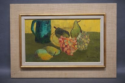 Carmela NOVIC "Nature morte aux fruits", huile sur toile, sbd, daté 69. 27x46 cm