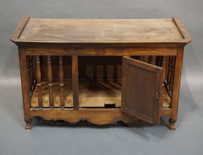 null Panetière en bois naturel de style Louis XV. 62x104x49,5 cm