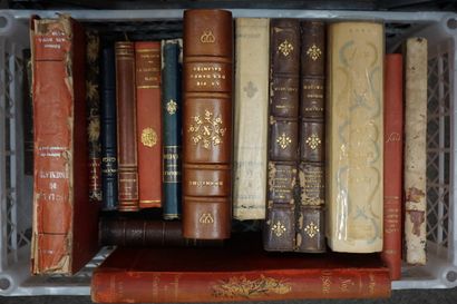 LIVRES Trois manettes de livres reliés et brochés (Balzac, Virgile, Colette, "Le...