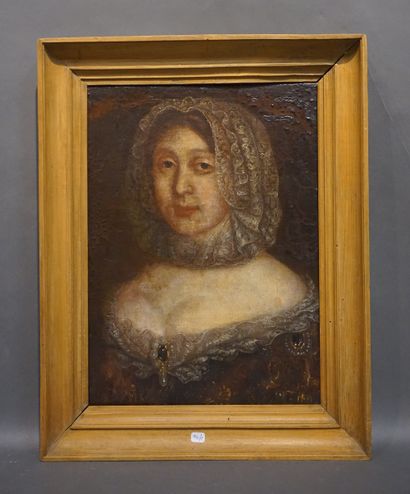 null 17th century school: "Portrait of a woman with a veil", oil on canvas. 44x33,5...