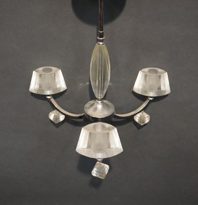 null Chandelier with three arms of light in chromed metal and glass, with pendants....