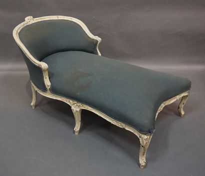 null Armchair with elongated seat or element of duchess broken in carved wood lacquered...