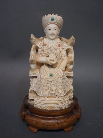 ASIE Paire de figurines asiatiques: "Couple de dignitaires". 13 cm