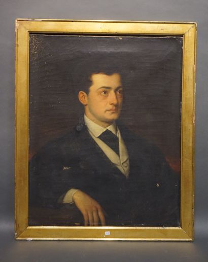 null Ecole XIXe: "Portrait d'homme", huile sur toile (usures, restaurations). 73x60...