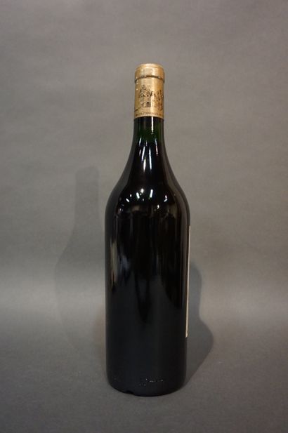 null 1 bouteille CH. HAUT-BRION, 1° cru Pessac-Léognan 1985 (elt)