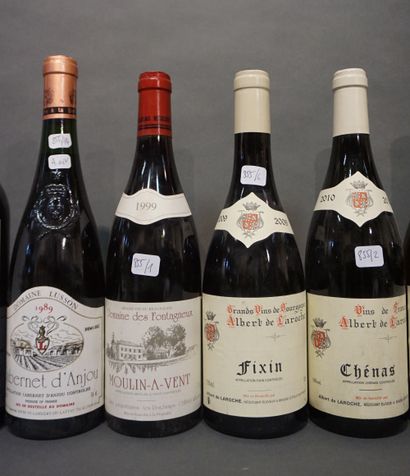 null 13 bouteilles VINS DIVERS (dont Château St-Georges, Coteaux du Layon, etc)