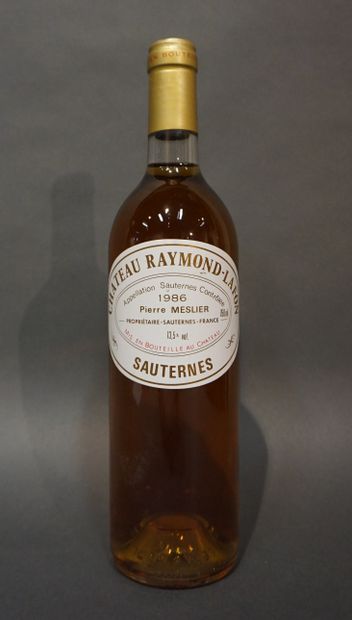 null 1 bouteille CH. RAYMOND-LAFON, Pierre Meslier, Sauternes 1986.