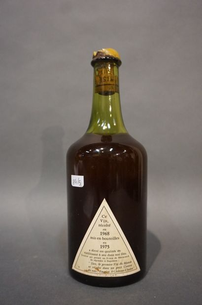 null 1 bouteille (63 cl) CHÂTEAU-CHALON, 1er Grand Cru des vins jaunes (Jura) 19...
