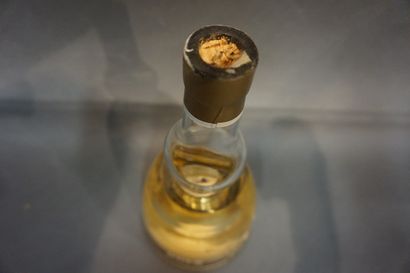 null 1 bottle BOLS, gold liqueur "Ballerina", with musical mechanism "ballerina"...