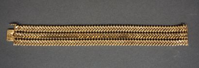 Bracelet Large bracelet souple en or à chevrons. 68,2 grs