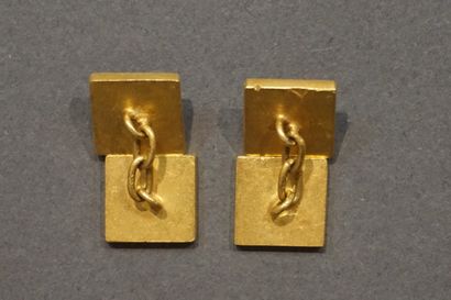 BOUTONS DE MANCHETTE Pair of monogrammed cufflinks N D (14,3grs)