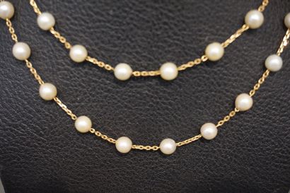 Collier - chaine Necklace - gold chain with forty-one pearls (30grs)