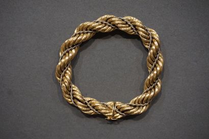 Bracelet Twisted bracelet in two golds (56,5grs)