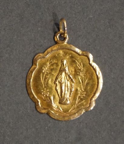 Pendentif Pendentif - médaille religieuse en or (1,1 gr)