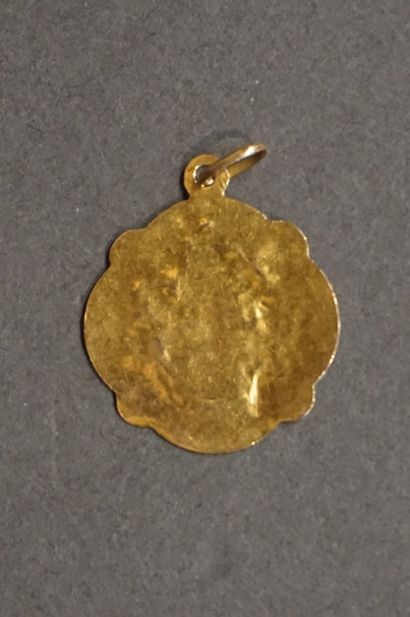 Pendentif Pendentif - médaille religieuse en or (1,1 gr)