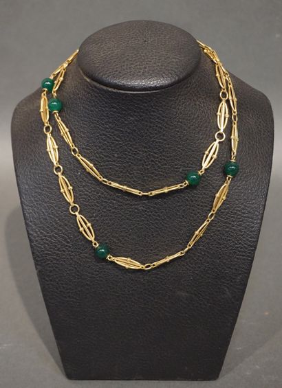 COLLIER Gold necklace with seven emerald balls (41,4 grs)