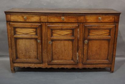 null Mahogany sideboard with three doors and three drawers. Directoire style. 108x181x51...