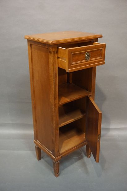 null Louis XVI style natural wood cabinet with one door and one drawer. 115x48x34,5...