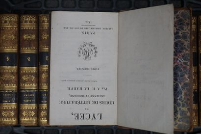 null Handle of bound books XIXe, La Harpe: "Course of literature" 18 vol.