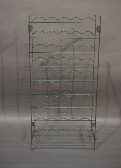 null Bottle rack in green lacquered metal. 104x51x28 cm