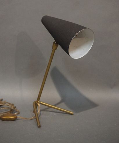 null Small lamp in gilded metal with black metal shade. 29 cm