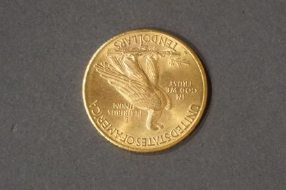 Une pièce de dix dollars US en or de 1910...