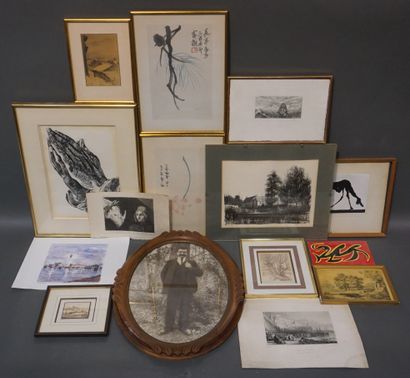 Manette of framed pieces, engravings, two...
