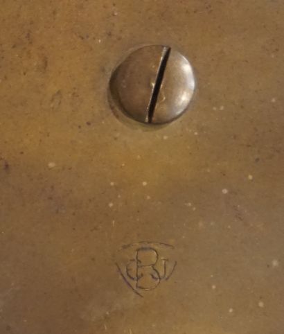 null Médaillon en bronze et onyx "Colombe". 3,5x9x10 cm